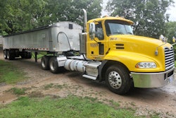 Jeffrey Tucker's 2015 Mack Pinnacle