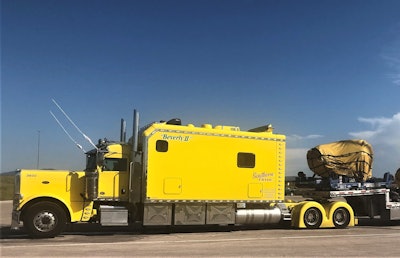 Chris and Ruth Smith's 2020 Peterbilt 389