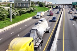 Dry bulk tank truck on Texas highway