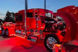 Bubba Branch's 1996 Kenworth W900 at night
