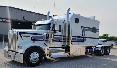 John Colamarino's 2023 Kenworth W900