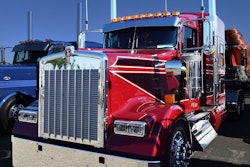 Erik Vaillette's project 2022 Kenworth W900L