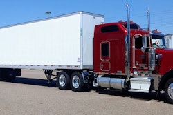 Roger Oliver's 2002 Kenworth W900L