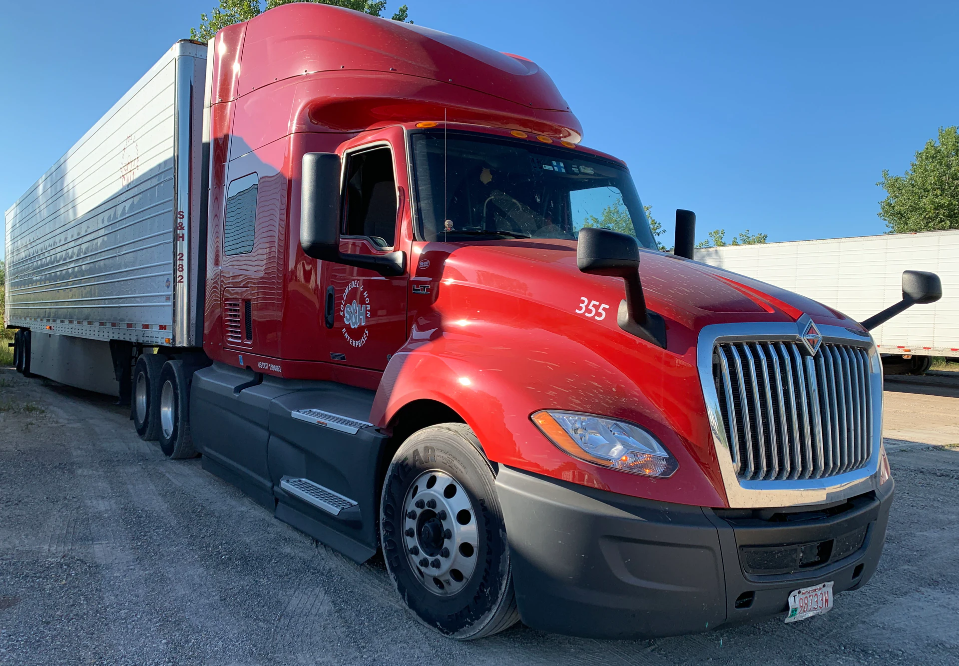 Smooth sailing despite reefer headwinds: 17-truck Soldwedel & Horn - Vimarsana News