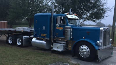 Garry Sims' 1996 Peterbilt 379 EXHD