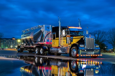 John McCormick's 2021 Kenworth W900L