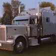 Tom and Marie Gay's 2001 Peterbilt 379