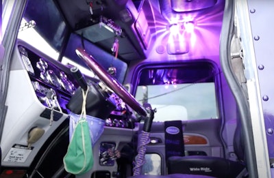 Interior of BryanLee Wagner's 2005 Peterbilt 379