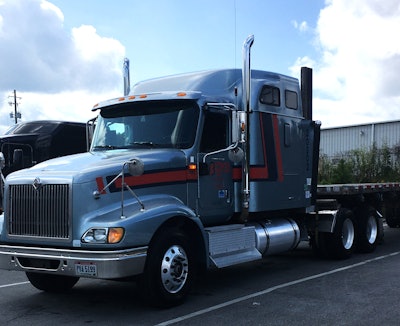 Dan Heister's 2004 International 9400
