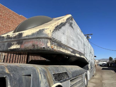 highway man truck trailer