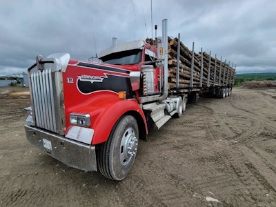 Brett Johnson's 2009 Kenworth W900