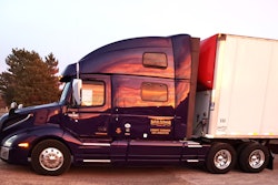 Kelvin Schmidt's 2018 Volvo VNL 860