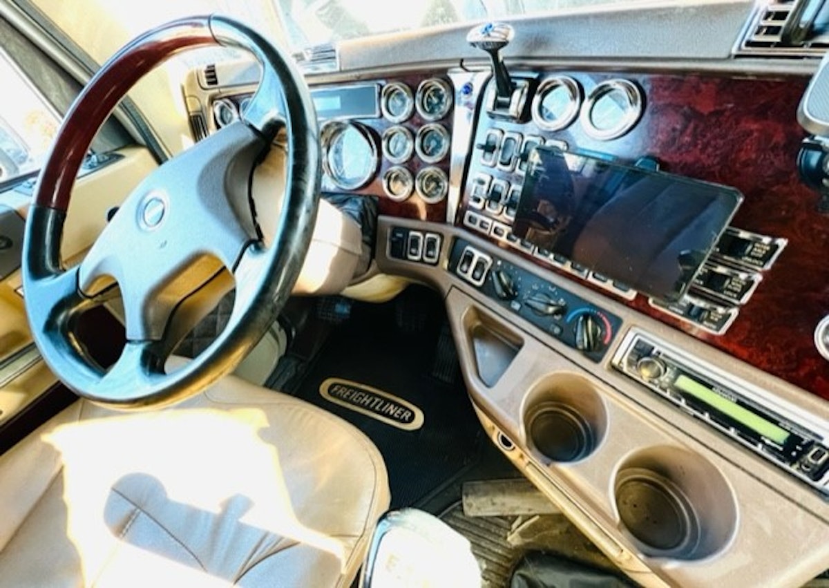Freightliner coronado shop interior accessories
