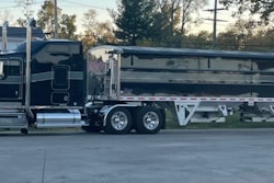 Bryan Davis' 2005 Kenworth W900L