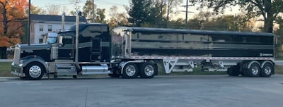 Bryan Davis' 2005 Kenworth W900L