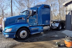 Eric Jones' 2010 Kenworth T660