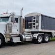 Keith Ridenour's 2006 Peterbilt 379