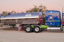 Joe Smith's 2002 Peterbilt 379