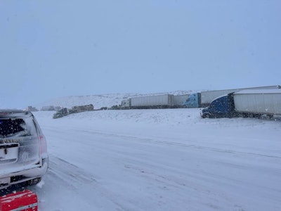 wyoming tractor trailers i-80 pile up