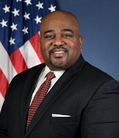 Earl Adams Jr.