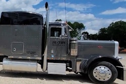 Mary Beach's 1994 Peterbilt 379