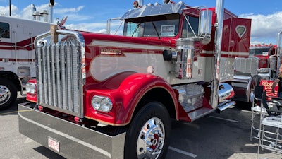 Kate Whiting's 1973 Kenworth W900A