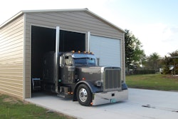 Chris Porricellie's 2003 Peterbilt 379