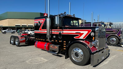 Troy Huddleston's 1991 Freightliner FLC