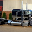 Wayne Kolb's 1986 Peterbilt 359