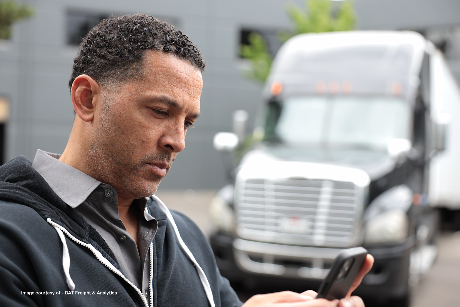 truck dat load board freight brokers