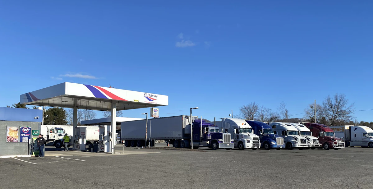 Crowdsourcing a solution to the truck parking crisis - Vimarsana News