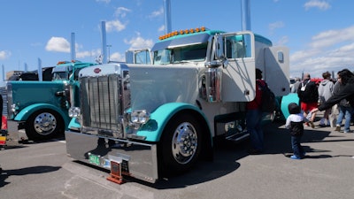 Brian Stevens' 1991 Peterbilt 379