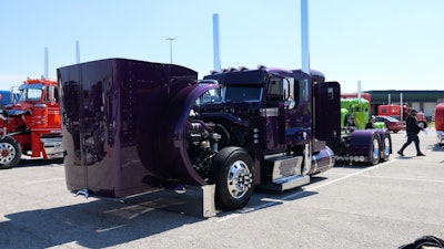 Bryanlee Wagner's 2023 Peterbilt 389