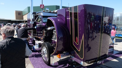 Conrad Shada's 2020 Peterbilt 389