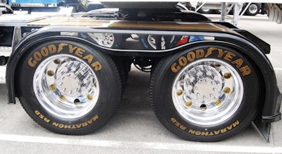 Tandems drive axle detail