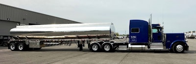 2021 Peterbilt 389 and Polar four-hole fuel tanker of Matthew Karr