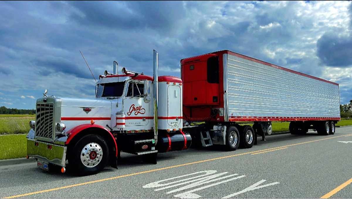 Gib Gray's 1977 Peterbilt 359 - Vimarsana News