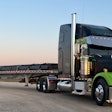 Leonard Harden's 2001 Freightliner Classic XL