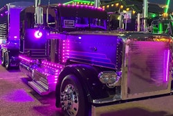 Brian Cobb's 2019 Peterbilt 389 at night