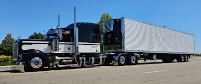 Dale Ricks' 2024 Kenworth W900L