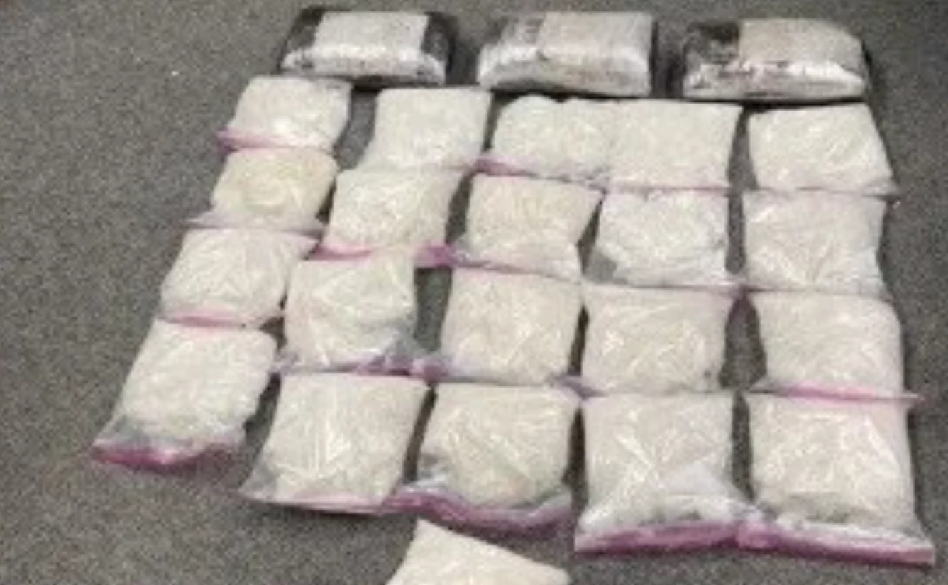Calif. cops bust hauler with 95 pounds of suspected meth in trailer - Vimarsana News