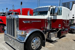 Justin Clement's 2023 Peterbilt 389X