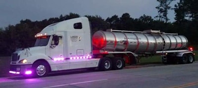 Jamey Ethridge's 2005 Freightliner Columbia