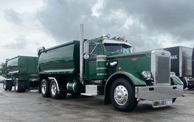 Mike Green's 1964 Peterbilt 351