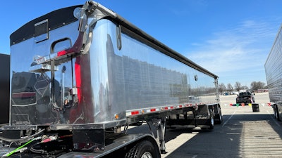 Carson Mullins' 2019 Mac trailer