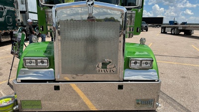 Grille of Cody Davis' 2022 Kenworth W900L