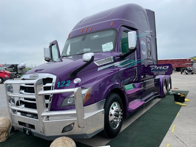 Dawson and Bobbie Taylor's 2020 Freightliner Cascadia