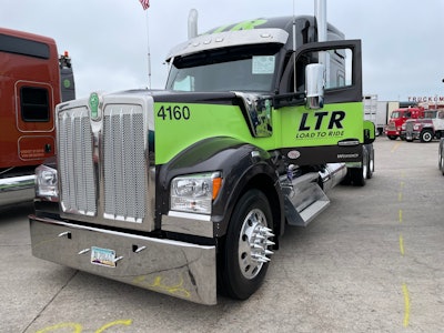 Seth Dalberg's 2022 Kenworth W990
