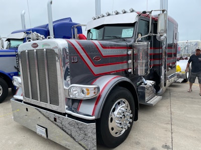 Duane Peden's 2022 Peterbilt 89