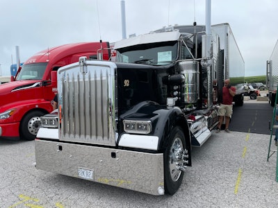 Luke Oligschlaeger's 2020 Kenworth W900 and 2020 Great Dane